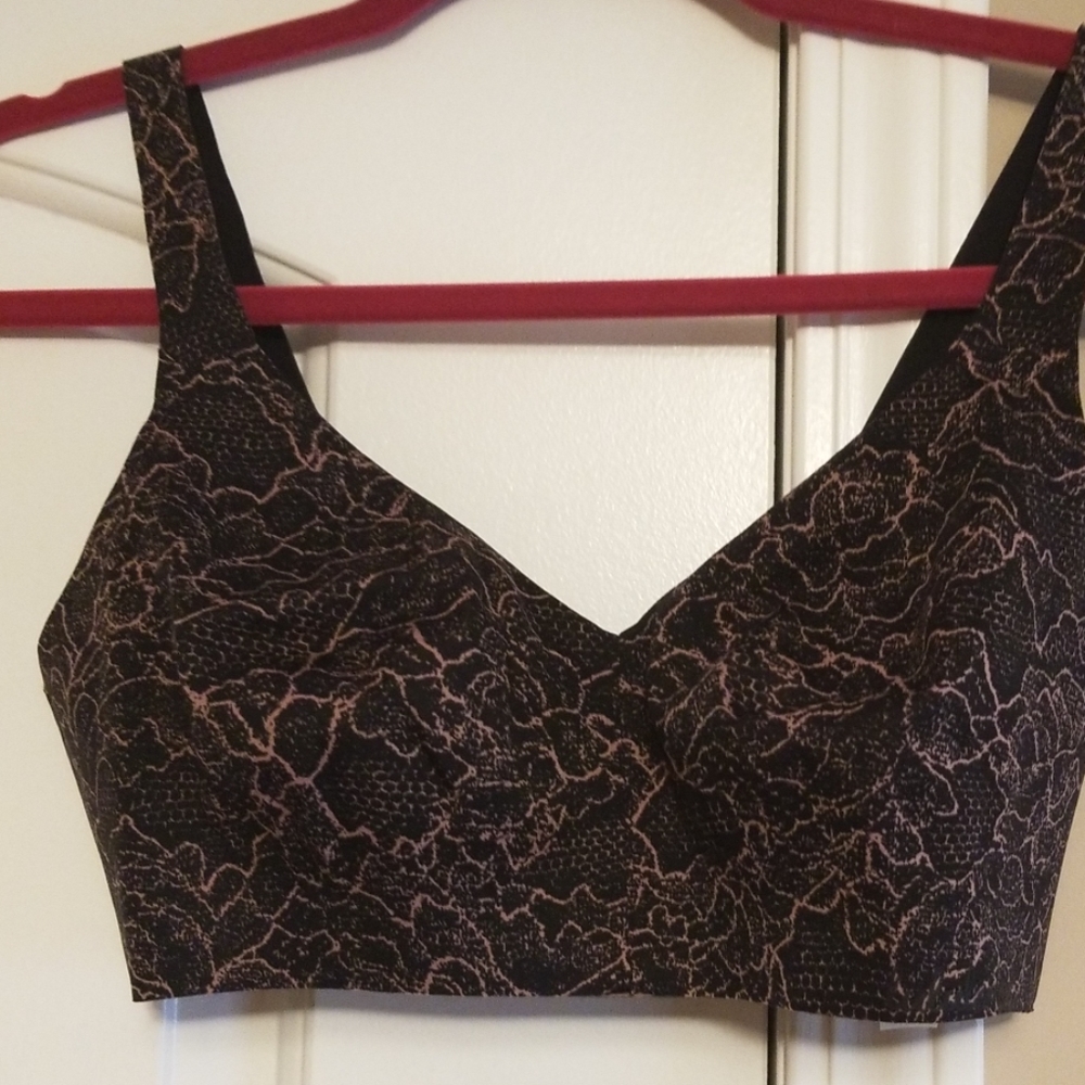 Lululemon bra